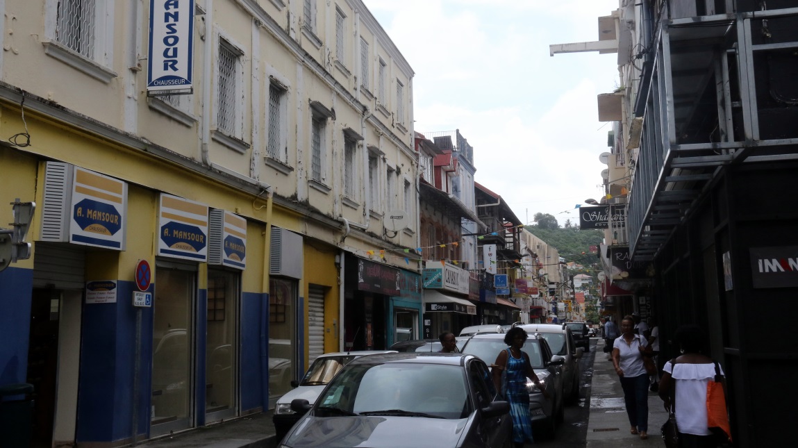 Rue Victor Schoelcher