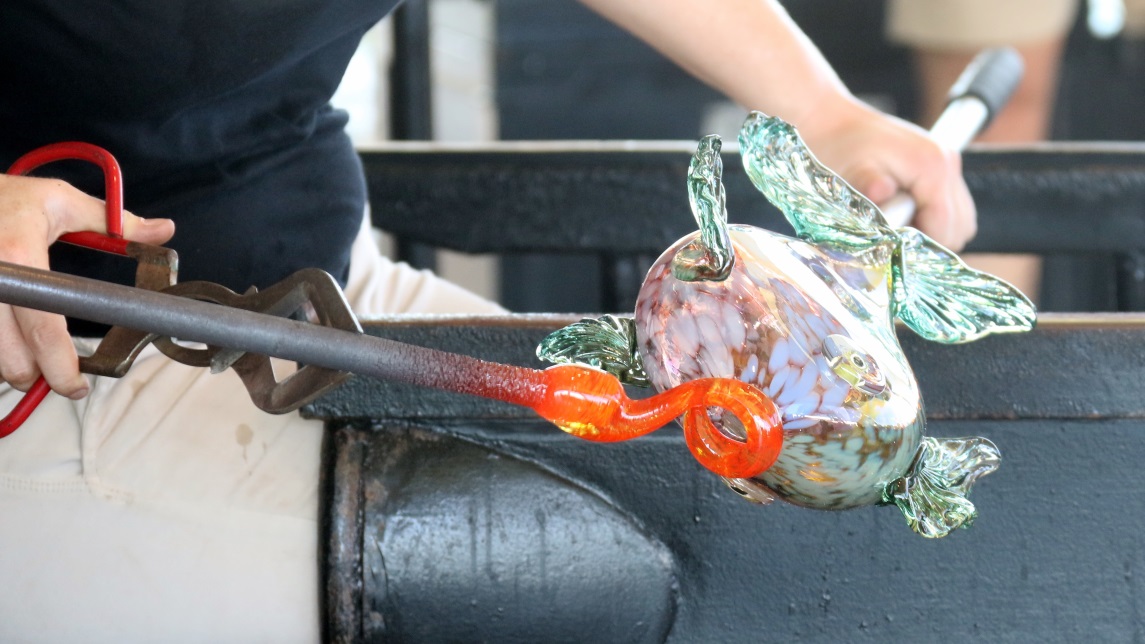 Glass pieces will be auctioned off