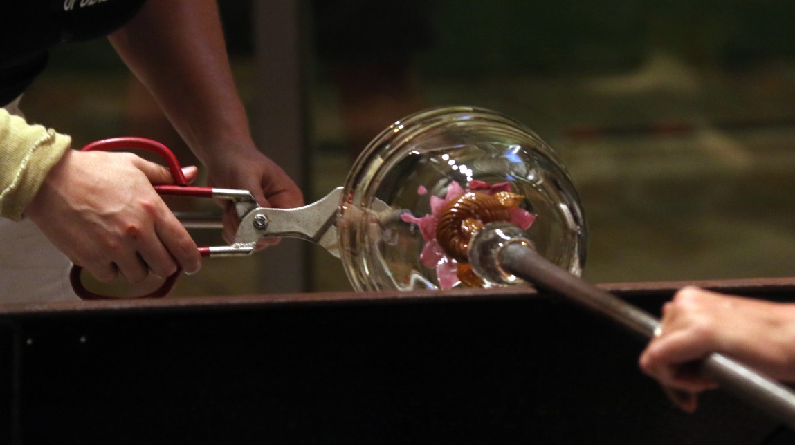 Gluing the flower