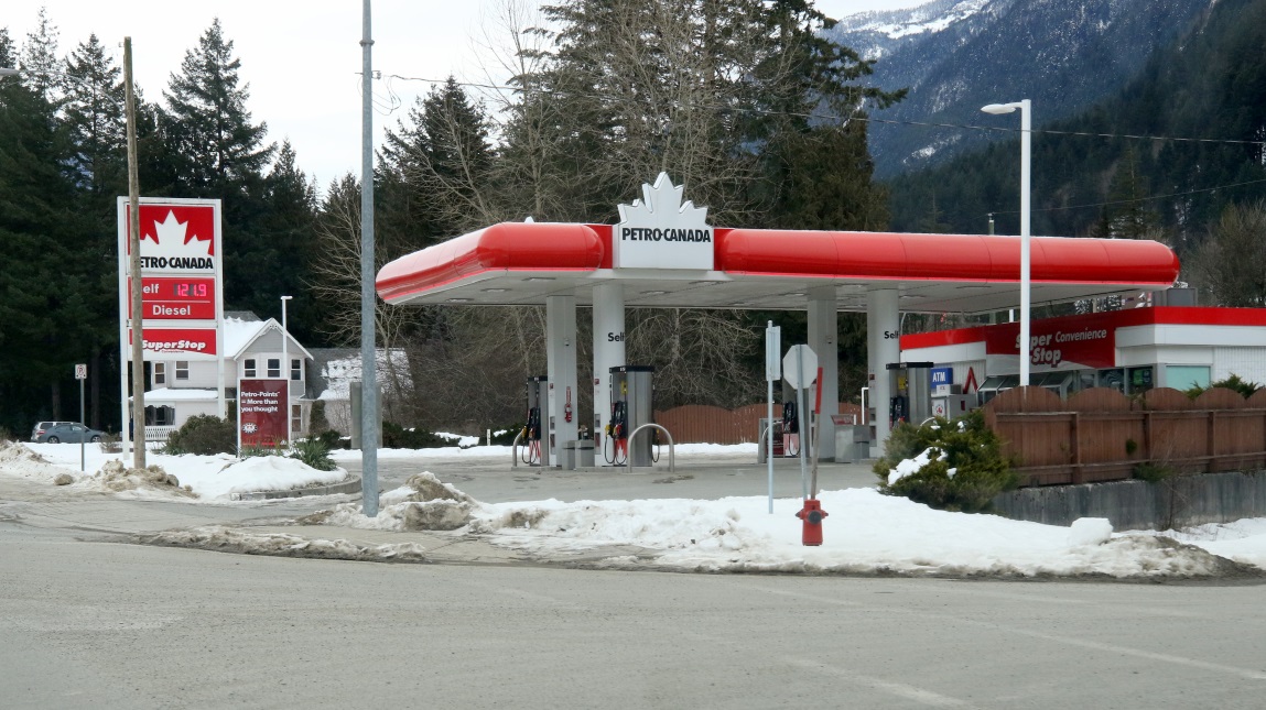 Gas station on Old Hope Princeton Way in Hope