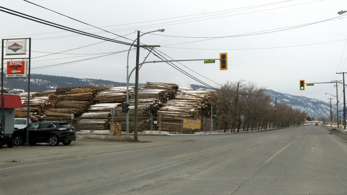 Alpen Planners sawmill in Merritt