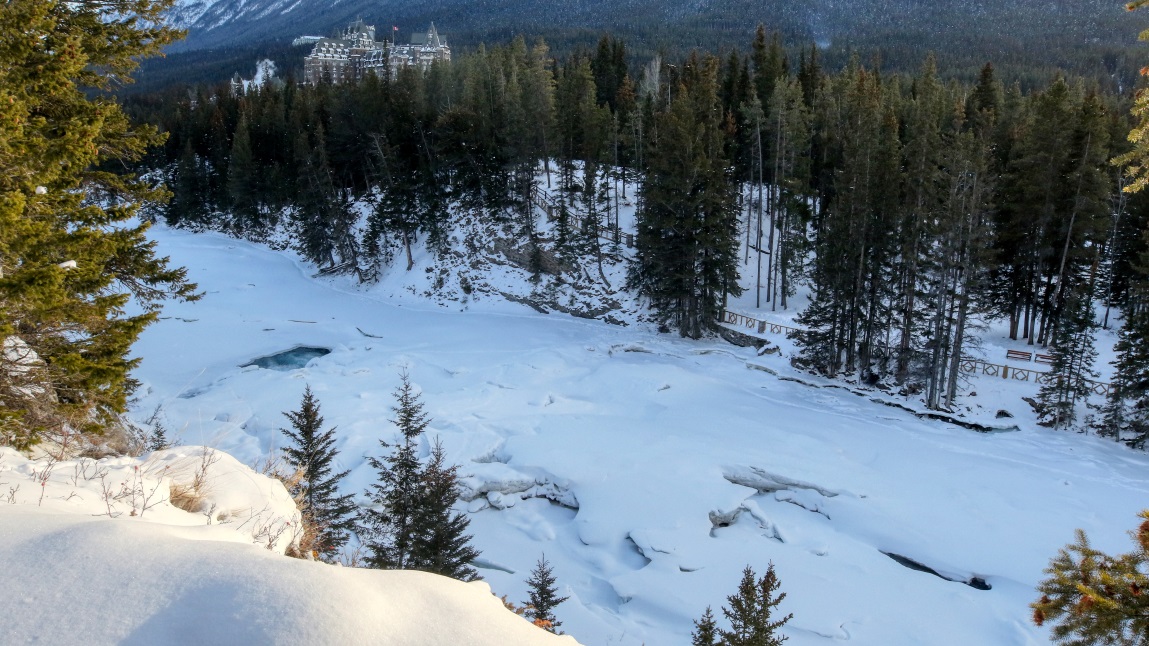 Fairmont Banff Springs Hotel and Bow River