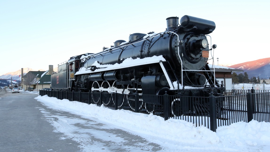 Mountain Engine 6015