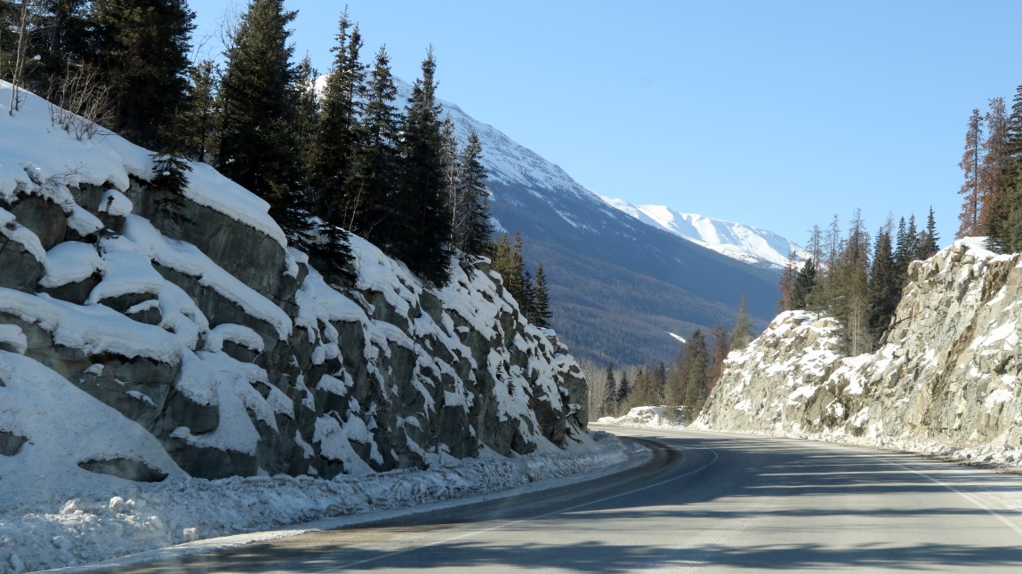 Yellowhead Highway departing Jasper