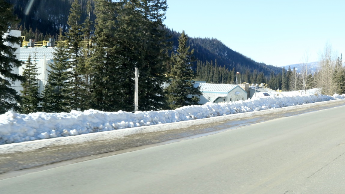 Natural gas compressor station