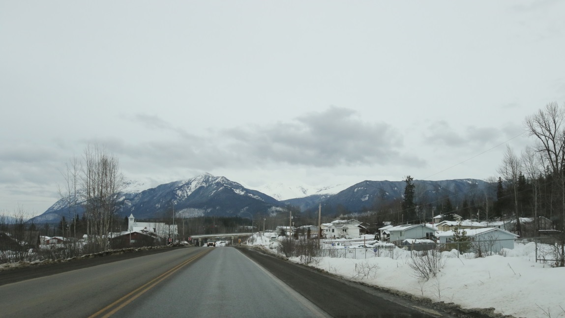 Passing through Kitseguecia