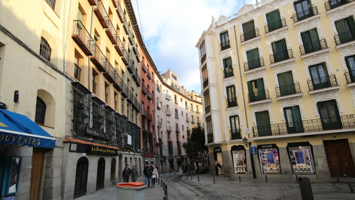 Cava de San Miguel street