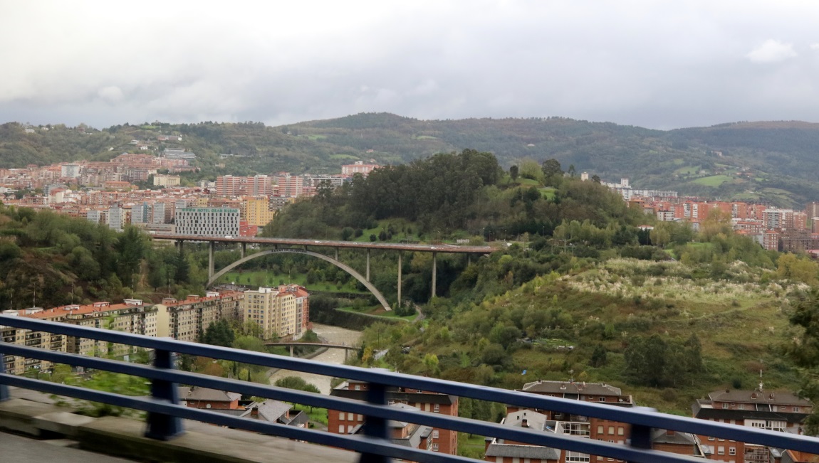 Larreagaburu Zubia bridge