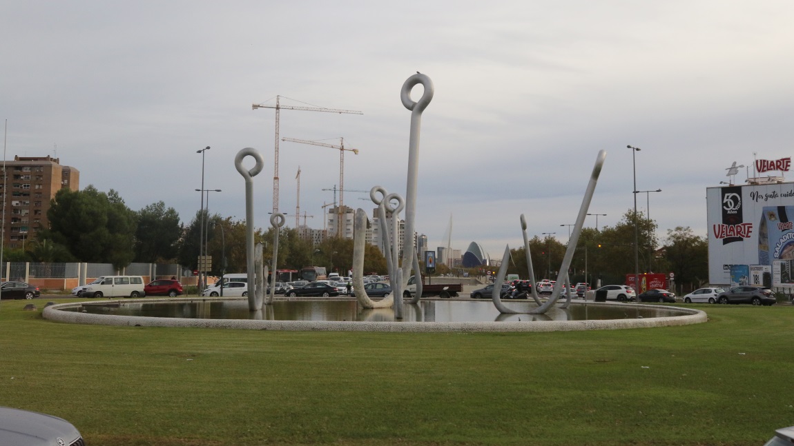 Els amets sculpture