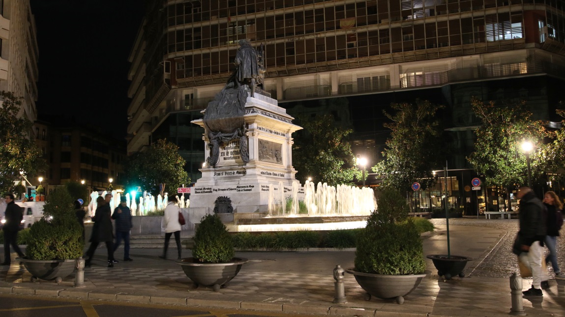 Plaza Isabel La Catolica