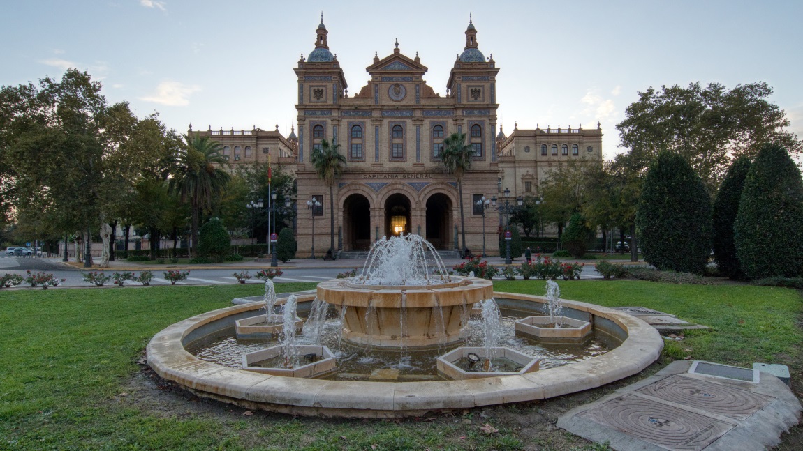 Outside the Spanish Pavilion