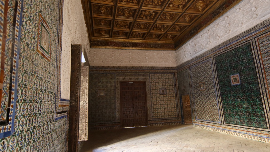 Inside Casa de Pilatos