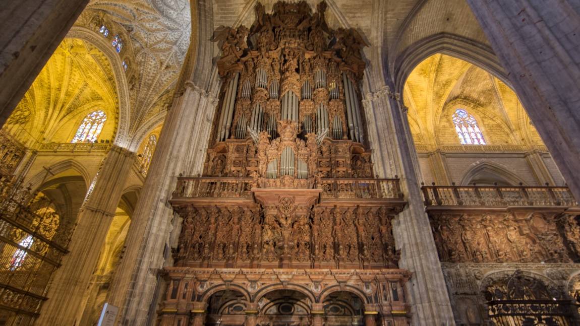 Colossal organ