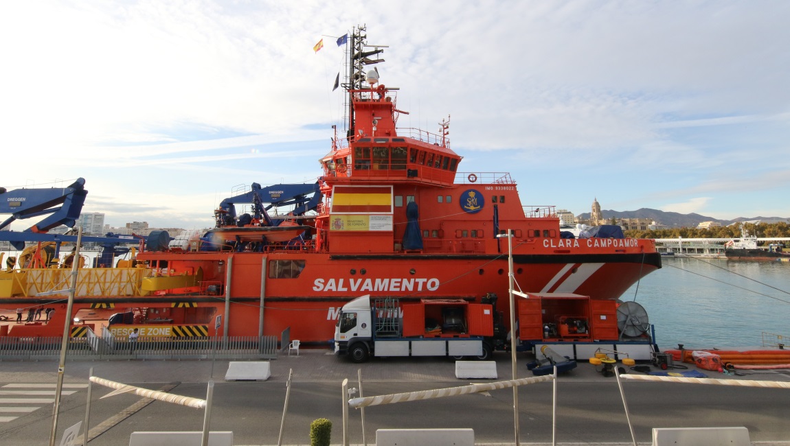 Pollution control vessel