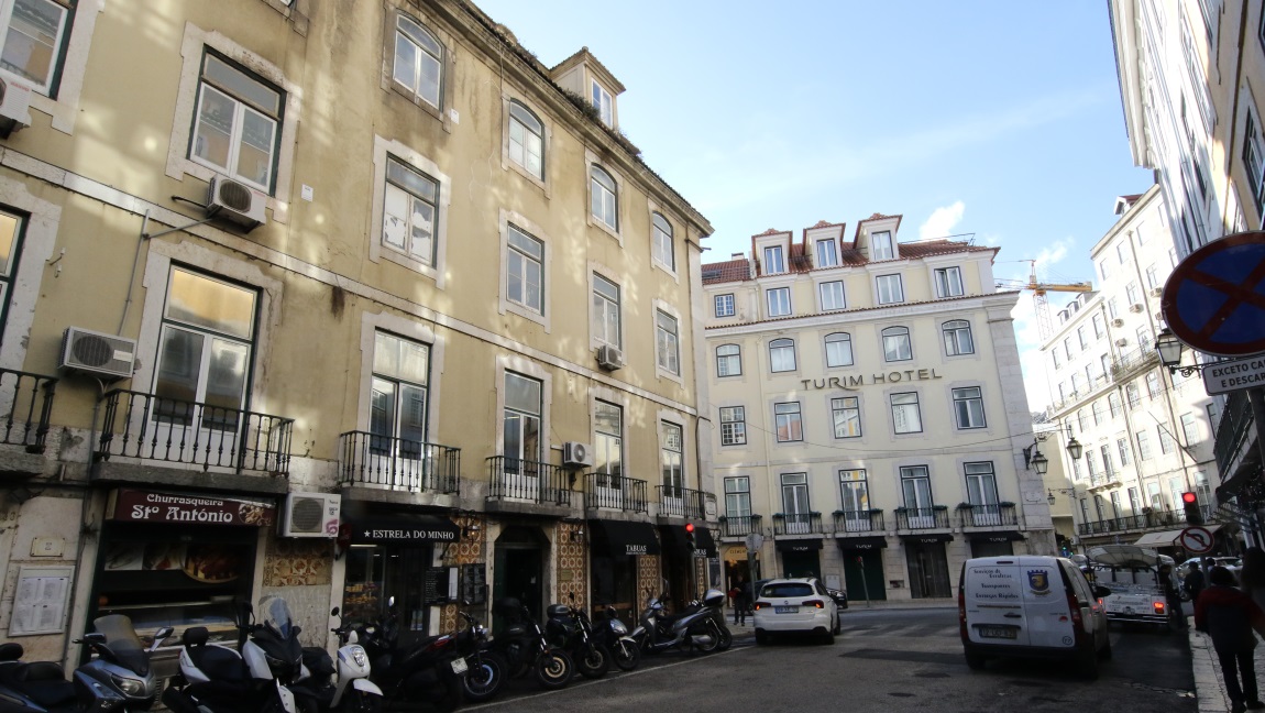 Rua dos Bacalhoeiros street