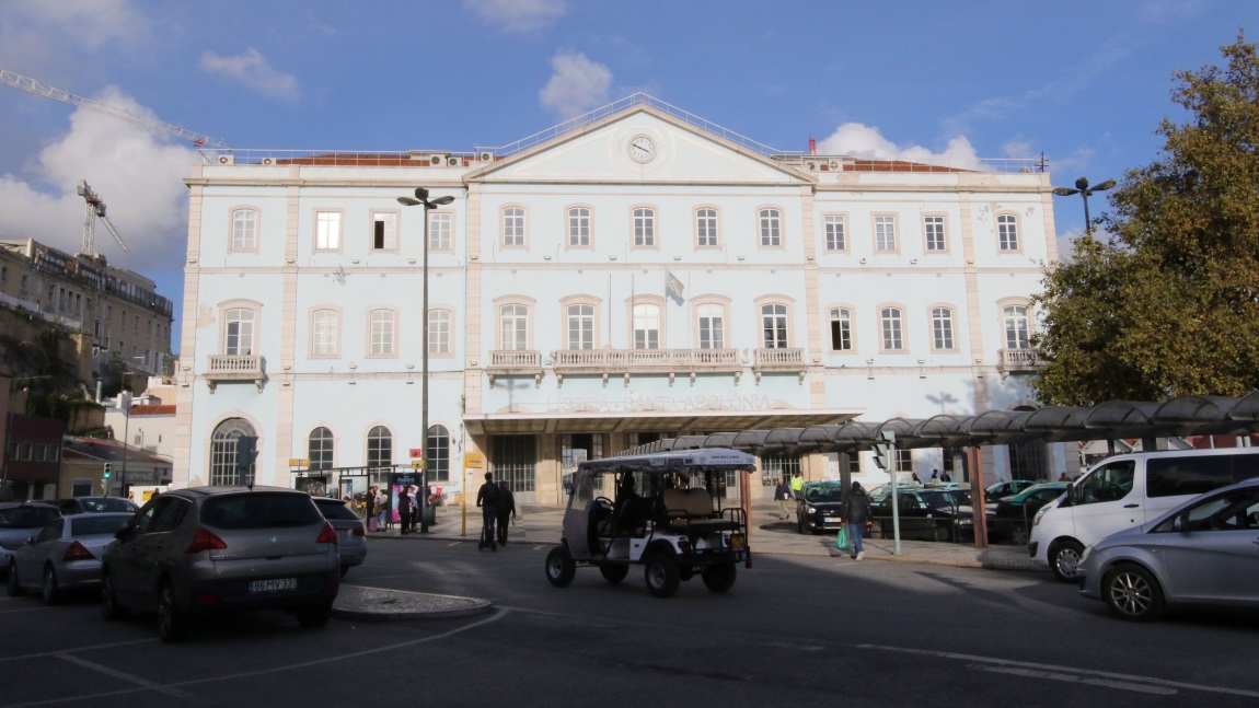 Lisboa Santa Apolnia train station