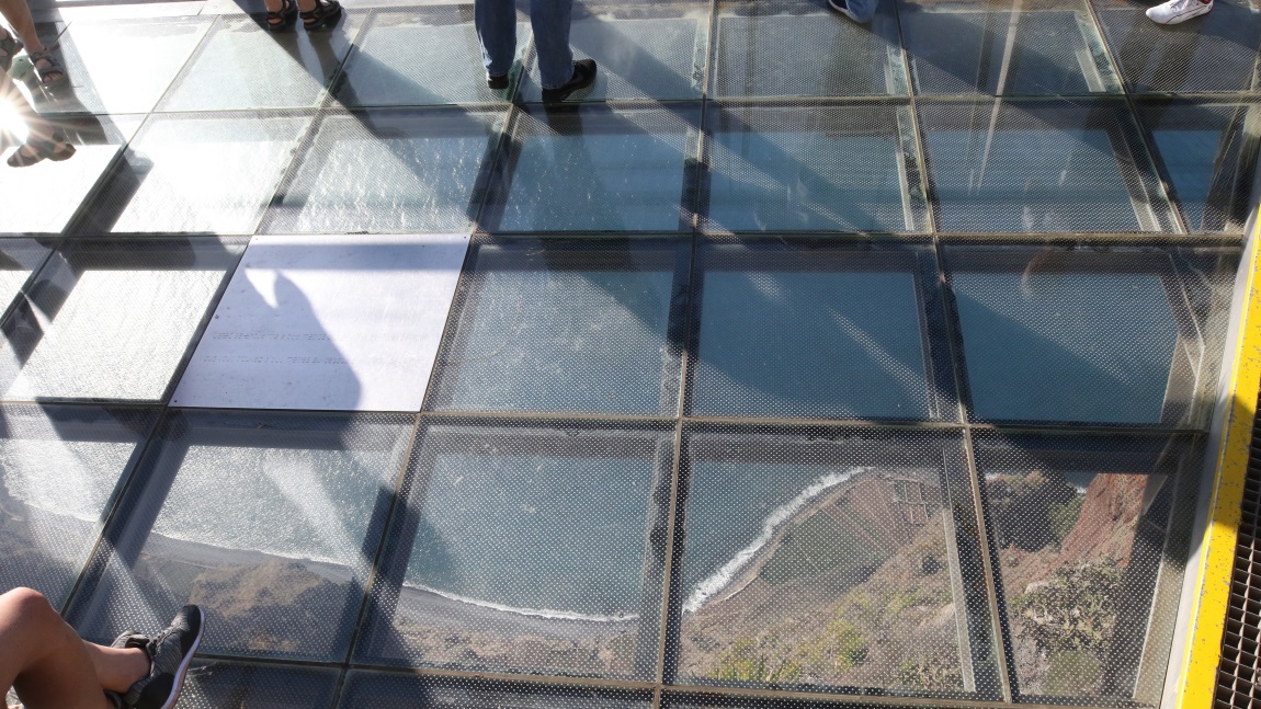 Glass deck