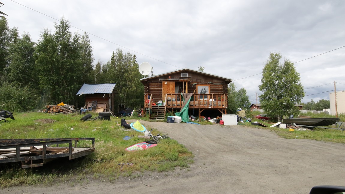 Houses in Minto