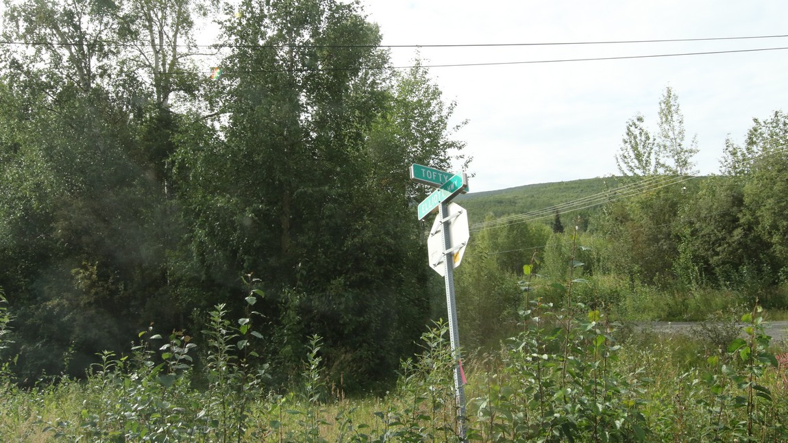 Road to Tofty