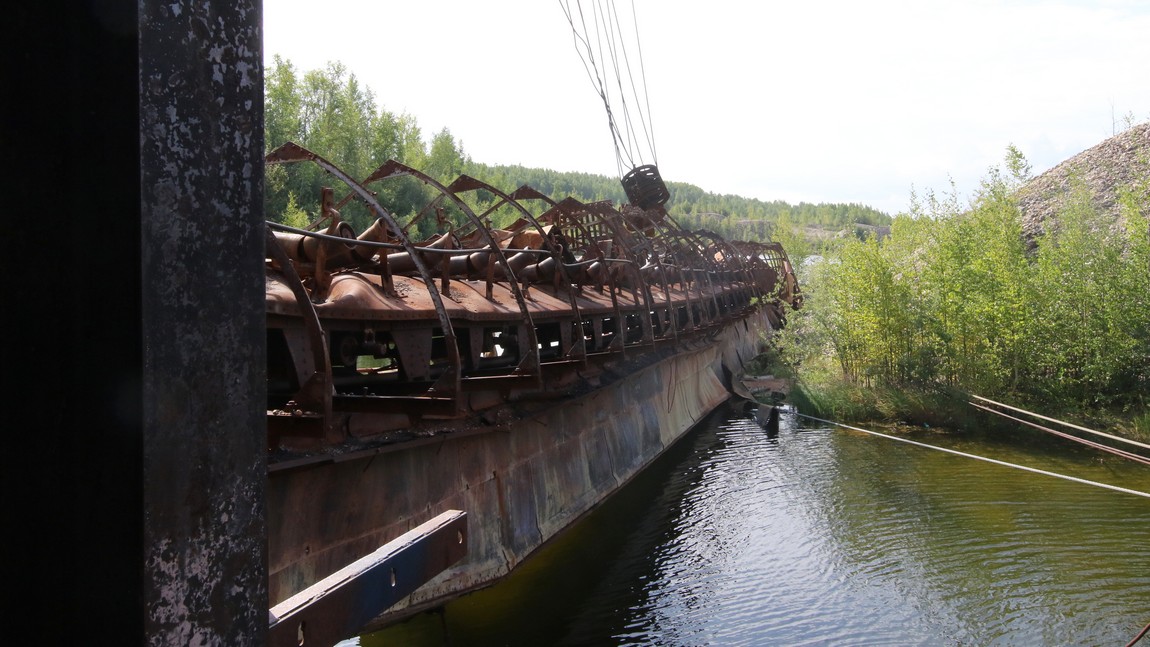 Arm that dumped the tailings